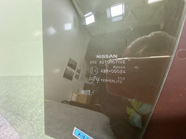キックス/KICKS P15 純正 左 フロント ガラス 43R-00034 日産(143494)