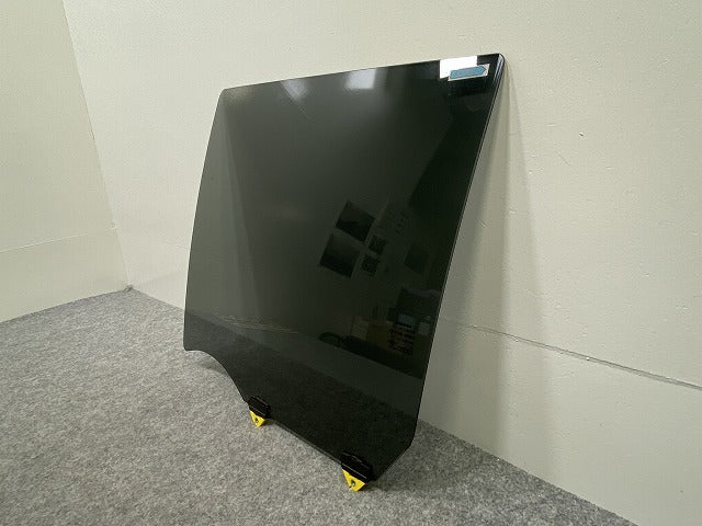 キックス/KICKS P15 左 リア ガラス 43R-000042 日産(143495)