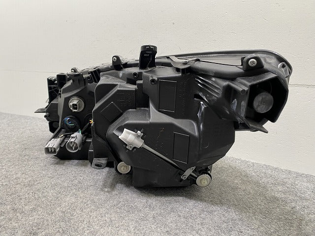 クラウン アスリート 210系/GRS210/GRS211/GRS214/ARS210 ハイブリッド/AWS210/211 純正 後期 右 ヘッドライト/LED 刻印X0 30-444(143509)