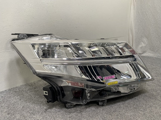 ルーミー/トール/カスタム M900A/M910A/M900S/M910S 純正 前期 右 ヘッドライト/ランプ LED レベライザー 刻印M W3918 81130-B1220(143513)