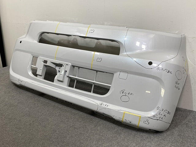 タント LA650S/LA660S 純正 フロント バンパー 52119-B2F70/52119-B2F80 シャイニングホワイトパール W25 ダイハツ(143525)
