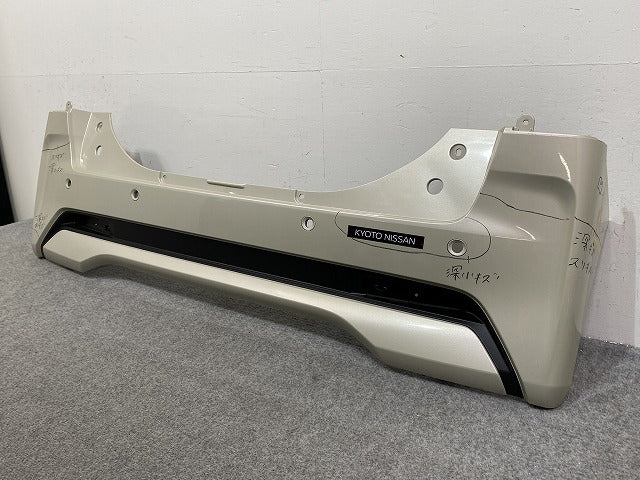 ルークス ハイウェイスター B44A/B45A/B47A/B48A 純正 リア バンパー 85022 7NA-0 フローズンバニラパール HAK 日産(143526)