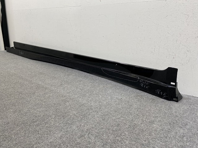 プリウス 60系/ZVW60/ZVW65/MXWH60/MXWH65/MXWH61 純正 左 サイドステップ/サイドスカート 75860-47040 (143610)
