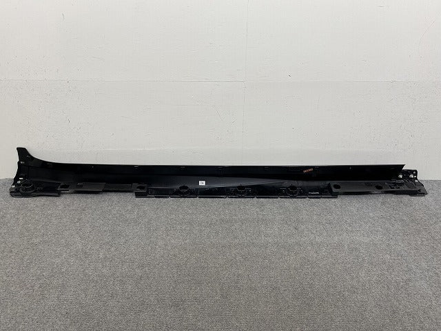 プリウス 60系/ZVW60/ZVW65/MXWH60/MXWH65/MXWH61 純正 左 サイドステップ/サイドスカート 75860-47040 (143610)