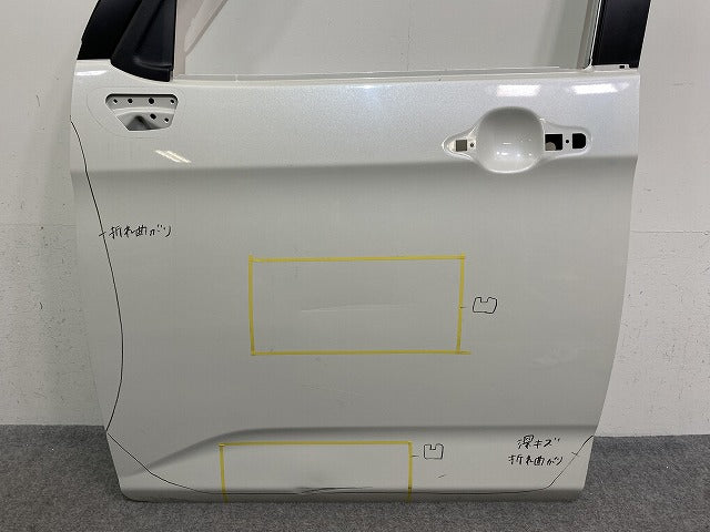 ルーミー/タンク/トール/ジャスティ M900A/M910A/M900S/M910S/M900F/M910F 純正 左 フロント ドア バイザー付 パールホワイトIII(143611)