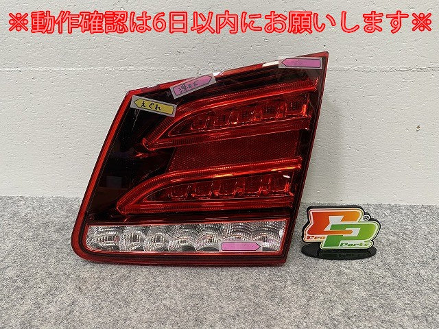 Eクラス/ワゴン W212 純正 後期 右 テールランプ/ライト/レンズ LED A2129062003 メルセデスベンツ(143705)