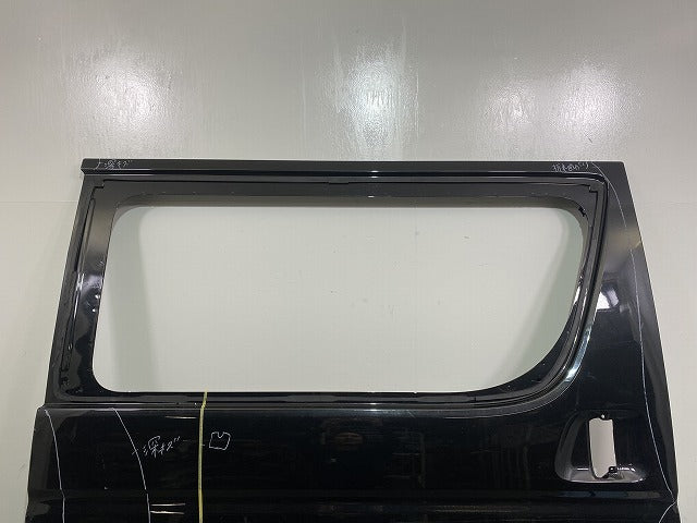 ハイエース/レジアスエース 200系/1型/2型/3型/4型/5型/6型/7型/ワイド 純正 右 スライドドア ブラックマイカ 209 トヨタ(143716)