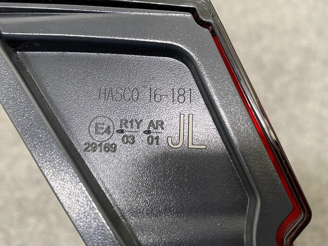 カローラ クロス ZSG10/MXGA10/ZVG11/ZVG15/ZVG13/16 純正 左 テールランプ/フィニッシャーランプ LED 刻印JL 16-181 81591-16030(143735)
