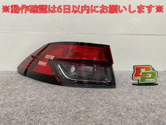 カローラ クロス ZSG10/MXGA10 ハイブリッド/ZVG11/ZVG15/ZVG13/ZVG16 純正 左 テールランプ/LED 刻印F 16-179 81561-16700(143737)