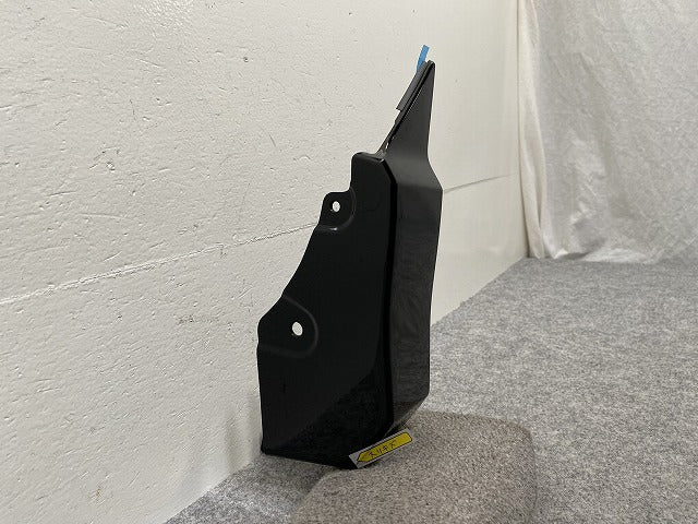 新品!カローラ クロス ZSG10/MXGA10/ZVG11/ZVG15/ZVG13/ZVG16 純正 左 フロント フェンダー サイドパネル/モデリスタ 76902-ZG100(143784)