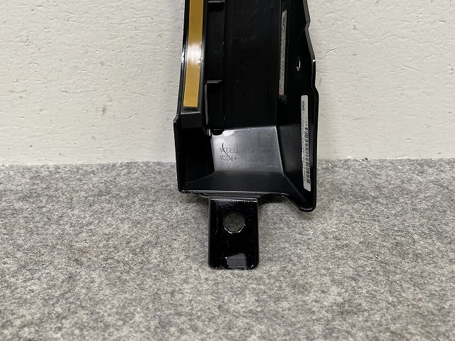 新品!カローラ クロス ZSG10/MXGA10/ZVG11/ZVG15/ZVG13/ZVG16 純正 左 フロント フェンダー サイドパネル/モデリスタ 76902-ZG100(143784)