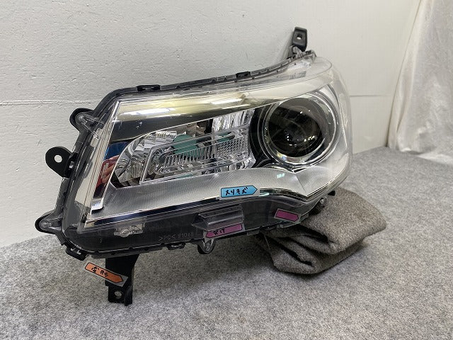 ジャンク!デイズ ハイウェイスター B21W 純正 左 ヘッドライト/ランプ LED レベライザー STANLEY W1048 日産(143826)