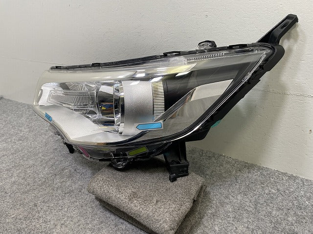ジャンク!デイズ ハイウェイスター B21W 純正 左 ヘッドライト/ランプ LED レベライザー STANLEY W1048 日産(143826)