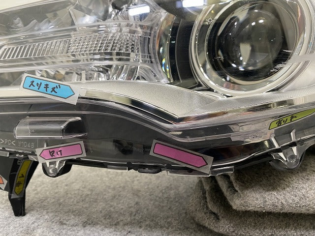 ジャンク!デイズ ハイウェイスター B21W 純正 左 ヘッドライト/ランプ LED レベライザー STANLEY W1048 日産(143826)