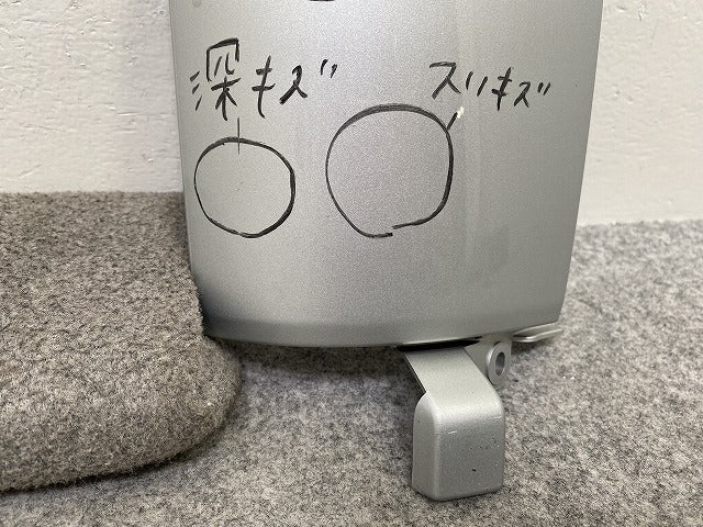 ハイエース/レジアスエース 200系/1型/2型/3型/4型/5型/6型/7型/ワイド/標準 純正 左 リア コーナーパネル/カバー 52166-26020(143846)