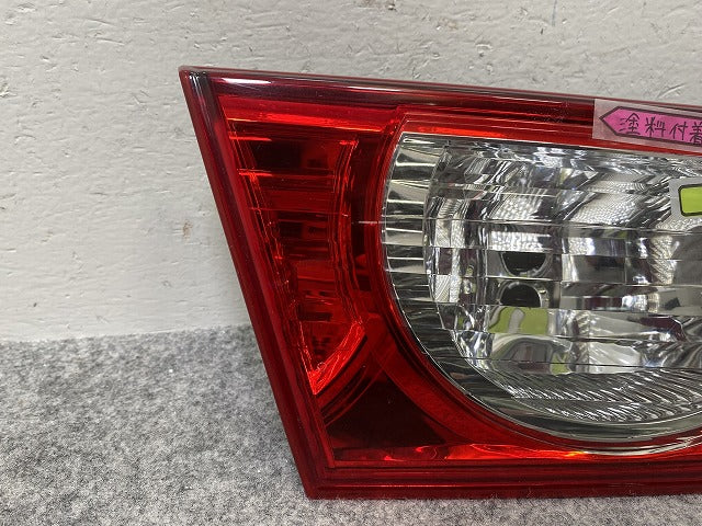 マークX 130系/GRX130/GRX133/GRX135 純正 左 テールランプ/ライト/レンズ ハロゲン トランク側 KOITO 22-352 トヨタ(143849)