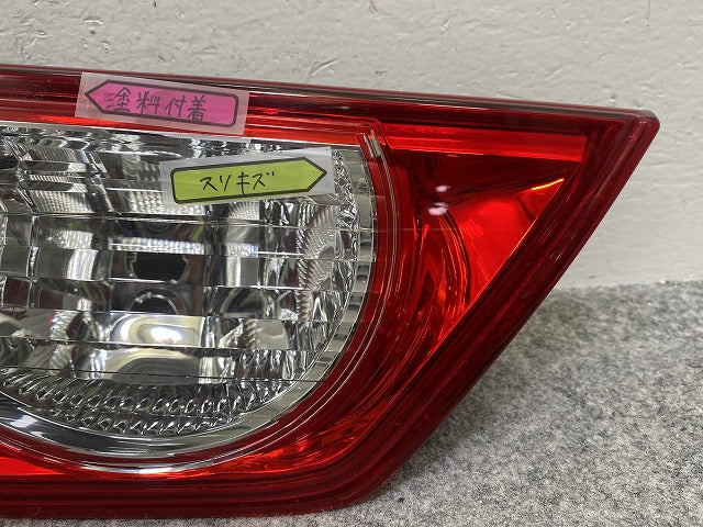 マークX 130系/GRX130/GRX133/GRX135 純正 左 テールランプ/ライト/レンズ ハロゲン トランク側 KOITO 22-352 トヨタ(143849)
