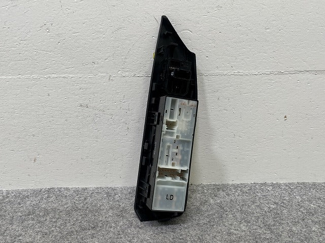 サクラ/SAKURA B6AW 純正 右 運転席 パワーウィンドウ スイッチ PA6-GF30 ブラック ソリッド 日産(143851)