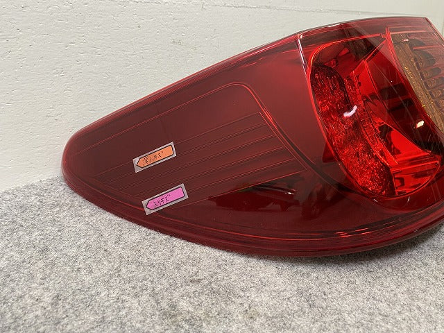 マークX 130系/GRX130/GRX133/GRX135 純正 前期 左 テールランプ/ライト/レンズ LED 刻印G KOITO 22-351 トヨタ(143864)