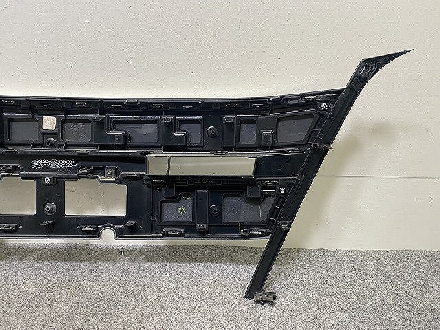ノア NOAH G/X 80系/ZRR80G/ZRR85G ハイブリッド/ZWR80G 純正 後期 フロント グリル/ラジエーターグリル 53105-28080/53114-28150(143888)