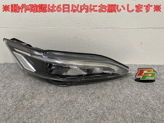 セレナ ハイウェイスター/S/X/G/XV/C27/GFC27/GFNC27/GC27/GNC27/HC27/HFC27 純正 前期 右 ウィンカー LED 212-23719 26124-5TA5B (143904)