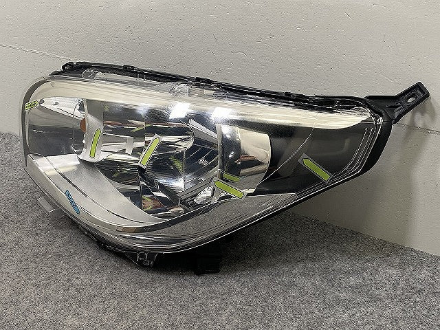 デイズ B21W 純正 左 ヘッドライト/ランプ レベライザーハロゲン STANLEY W1047 26060-6A03E 日産(143905)