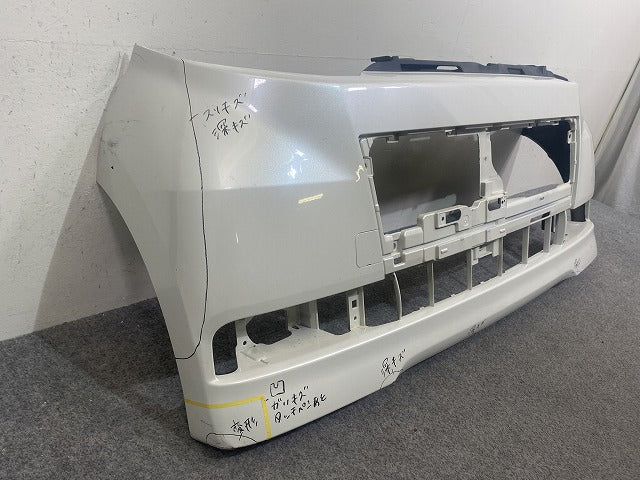 タント カスタム L375S/L385S 純正 前期 フロント バンパー 52119-B2640 パールホワイトIII W24 ダイハツ(143933)