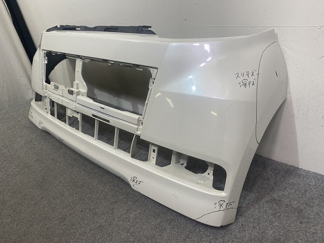 タント カスタム L375S/L385S 純正 前期 フロント バンパー 52119-B2640 パールホワイトIII W24 ダイハツ(143933)