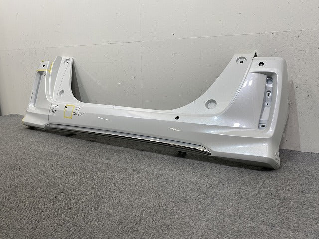 N-BOX/NBOX Nボックス カスタム/JF3/JF4 純正 後期 リア バンパー 71501-TTA-J200 プラチナホワイトパール NH883P ホンダ(143942)