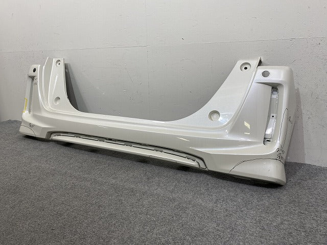 N-BOX/NBOX Nボックス カスタム/JF3/JF4 純正 前期 リア バンパー 71501-TTA- J000 プレミアムホワイトパールII NH875P ホンダ(143944)