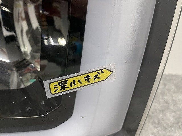 ジャンク!ウェイク/ピクシスメガ LA700S/LA700S LA700A/LA710A 純正 右 ヘッドライト/LED レベライザー 刻印A1 STANLEY W2664(143961)