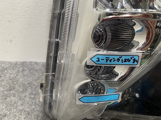 プリウス 50系/ZVW50/ZVW51/ZVW55 純正 前期 右 フォグランプ/フォグライト LED KOITO 47-83 トヨタ(143962)