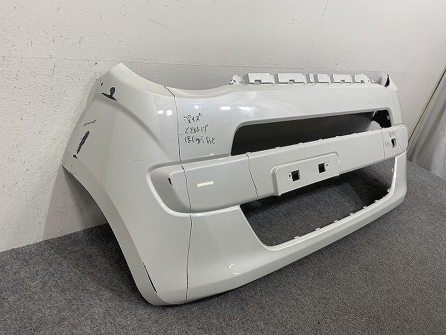 ワゴンR スマイル ハイブリッド/X MX91S 純正 フロント バンパー 71711-84S ピュアホワイトパール ZVR スズキ(143996)
