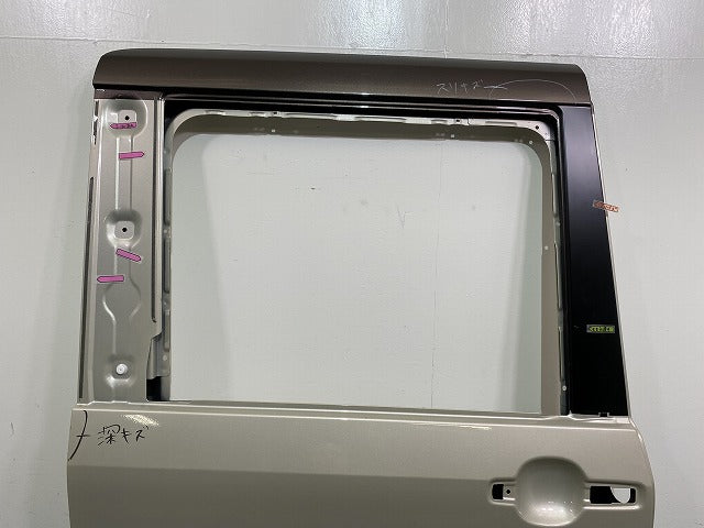 ルークス ハイウェイスター/eKクロススペース B44A/B45A/B47A/B48A B34A/B35A/B37A/純正 右 リア スライド ドア フローズンバニラ(144062)
