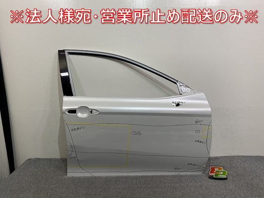 カムリ G/X ハイブリッド 70系/AXVH70/AXVH75 純正 右 フロント ドア プラチナホワイトパールマイカ 089 トヨタ(144089)