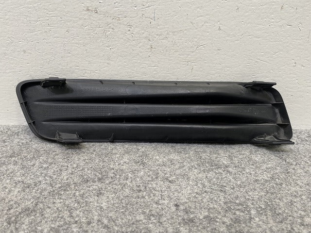ステップワゴン RK1/RK2 純正 右 フロント フォグランプカバー 71103-SZW-00 素地 ホンダ(144097)