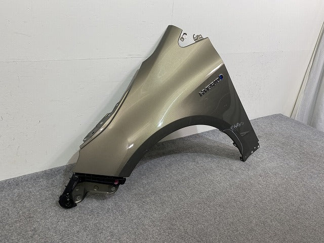 カローラ スポーツ 210系/NRE210H/NRE214H/ZWE211H/ZWE213H/ZWE219H/MZEA12H 左フロントフェンダー オキサイドブロンズメタリック(144119)