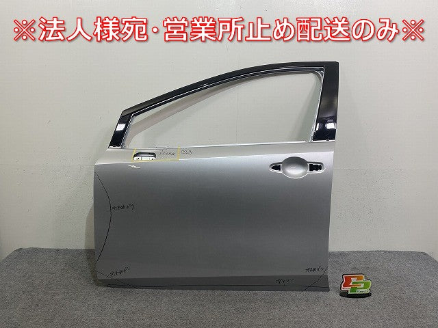 オーラ AURA/ノート NOTE FE13/FSNE13/E13/SNE13 純正 左 フロント ドア ブリリアントシルバーメタリック K23 日産(144121)