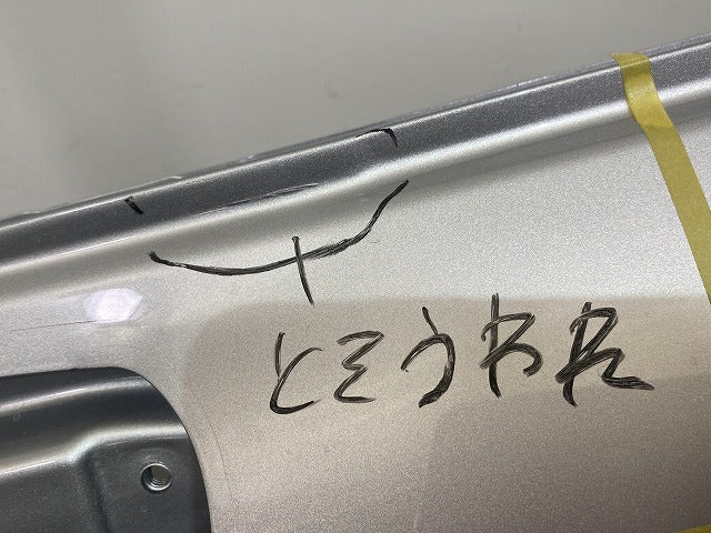 オーラ AURA/ノート NOTE FE13/FSNE13/E13/SNE13 純正 左 フロント ドア ブリリアントシルバーメタリック K23 日産(144121)