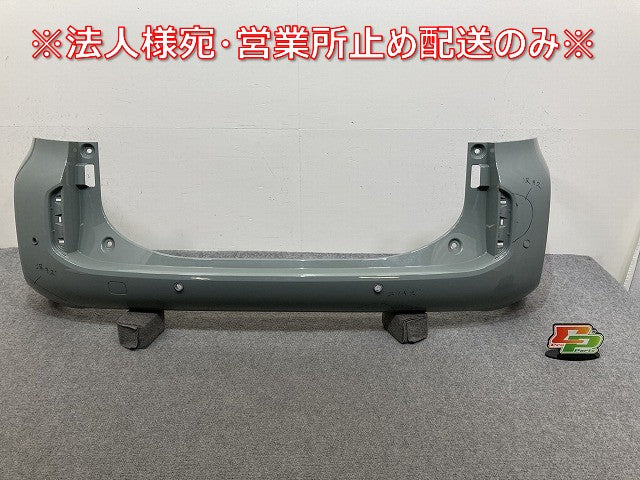 シエンタ MXPC10G ハイブリッド/MXPL10G/MXPL15G 純正 リア バンパー ソナー付 52159-52C70 アーバンカーキ 6X3 トヨタ(144136)