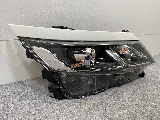 セレナ ハイウェイスター/S/X/G/XV/C27/GFC27/GFNC27/GC27/GNC27 純正 前期 右 ヘッドライト/LED レベライザー 刻印Z 100-23721(144138)