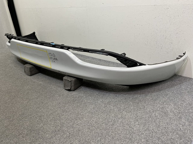 ハリアー 80系/MXUA80/MXUA85 ハイブリッド/AXUH80/85 PHEV/AXUP85 純正 リア バンパーガーニッシュ/ディフューザー/52169-48160(144163)