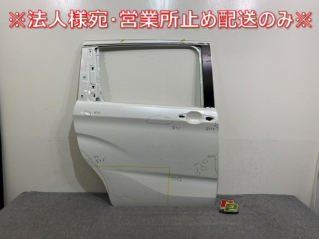 フリード GB5/GB6 ハイブリッド/GB7/GB8 純正 右 スライドドア ホワイト パール ホンダ(144171)