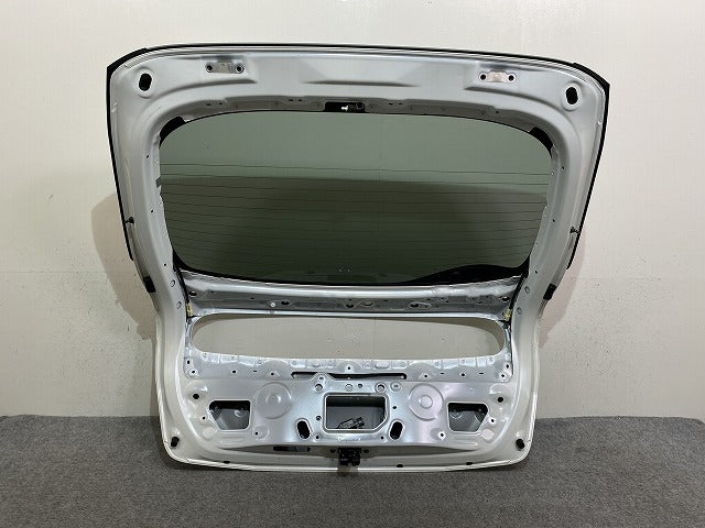 プリウス 50系/ZVW50/ZVW51/ZVW55 純正 リアゲート/バックドア/リアハッチ ガラス付 ホワイトパールクリスタルシャイン 070 トヨタ(144173)