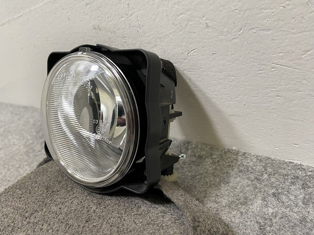 タント カスタム/シフォン カスタム LA600S/LA610S 純正 共通 フォグランプ/フォグライト ハロゲン KOITO 114-11697 ダイハツ(144191)