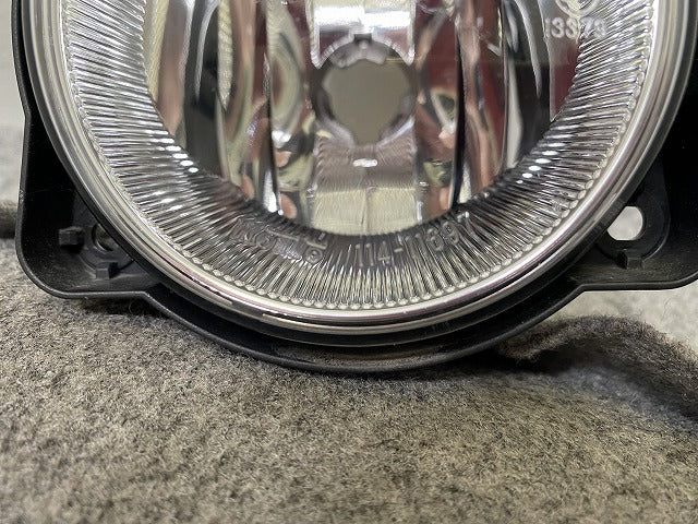 タント カスタム/シフォン カスタム LA600S/LA610S 純正 共通 フォグランプ/フォグライト ハロゲン KOITO 114-11697 ダイハツ(144191)