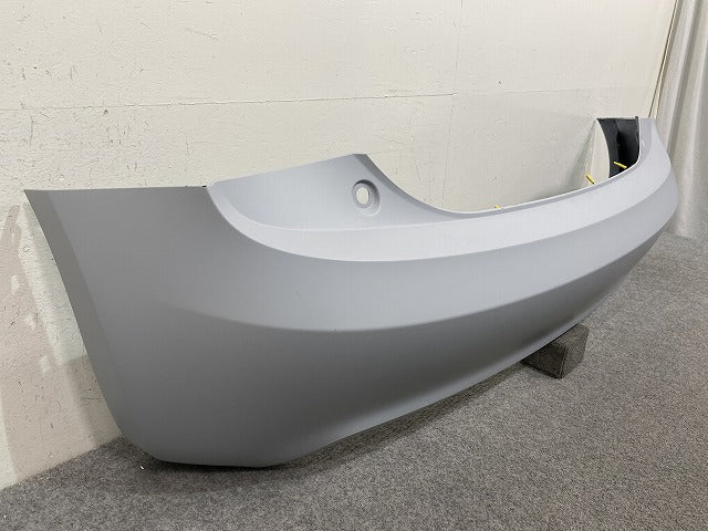 新品!A1 8X系 純正 リア バンパー 8X0.807.385 8X0807067GRU サフ アウディ(144202)