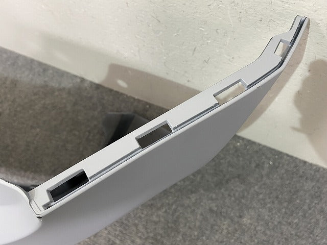 新品!A1 8X系 純正 リア バンパー 8X0.807.385 8X0807067GRU サフ アウディ(144202)