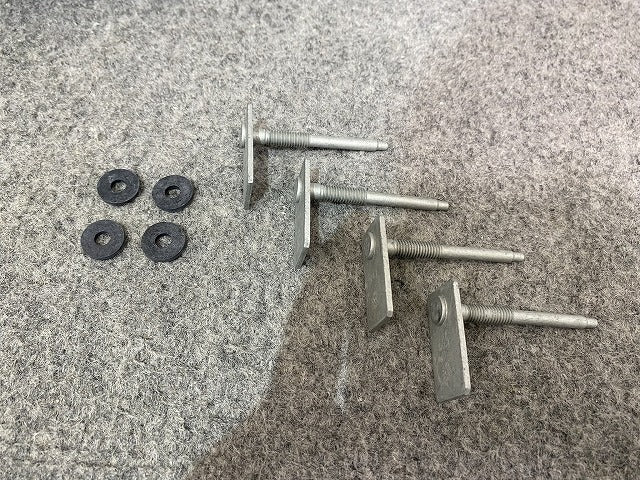 新品!A3 8V系 2017-2020/スポーツバック 純正 リア バンパー 付属品 8点 有り 8V4.807.385.E 8V4807067LGRU 未塗装 アウディ(144204)