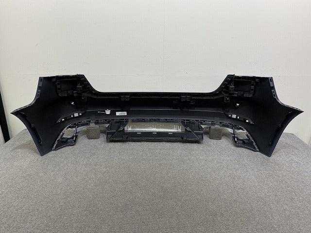 新品!A3 8V系 純正 リア バンパー 8V4.807.385 8V4807067LGRU 未塗装 アウディ(144215)
